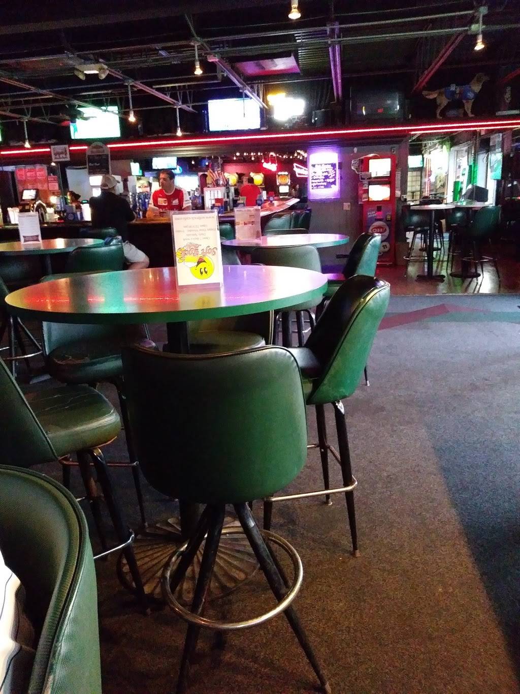 Soft Rock Café | cafe | 877 E Franklin St, Dayton, OH 45459, USA | 9374383093 OR +1 937-438-3093