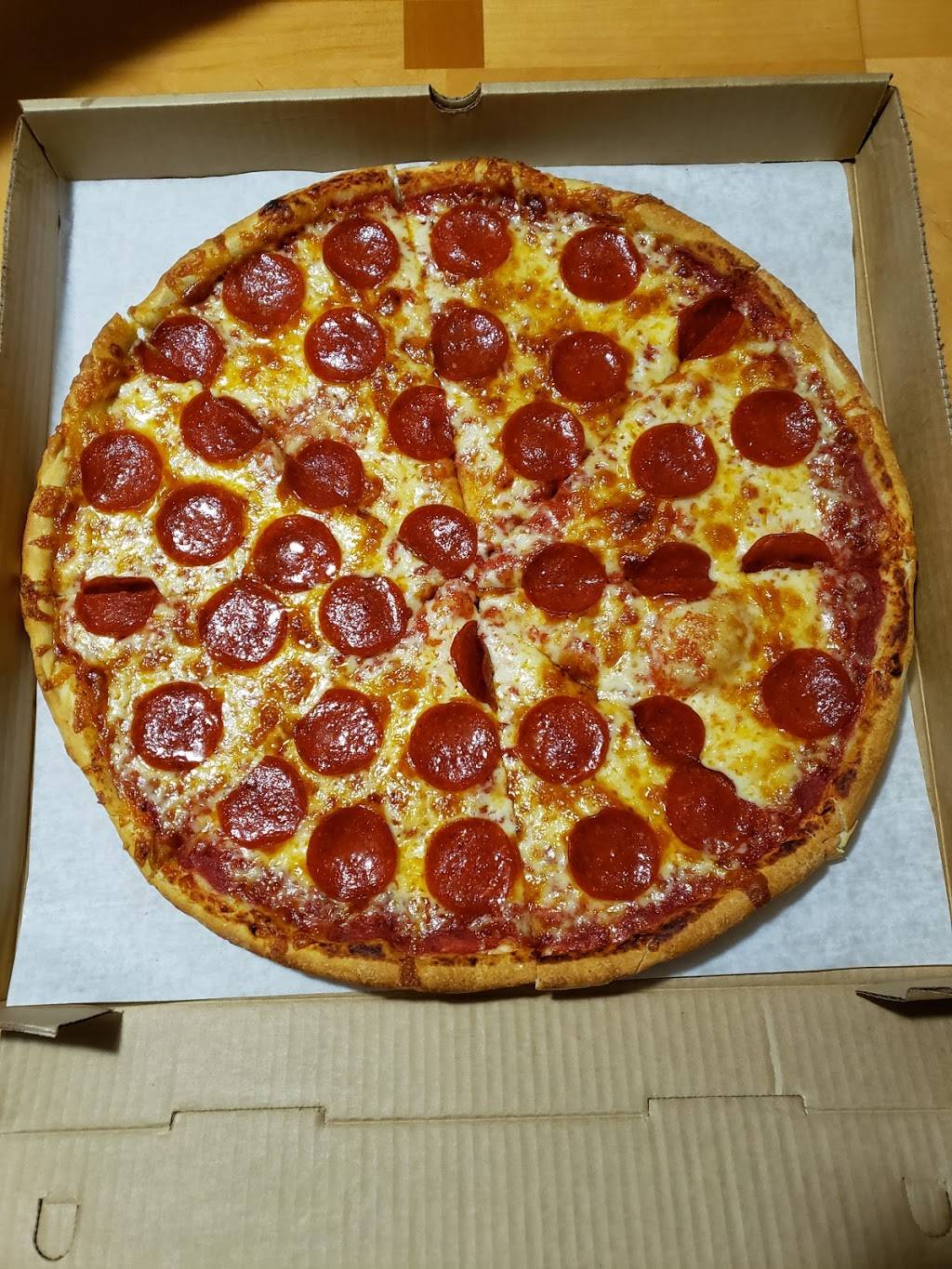 Golden Pizza | restaurant | 1137 Grafton St, Worcester, MA 01604, USA | 5087701533 OR +1 508-770-1533