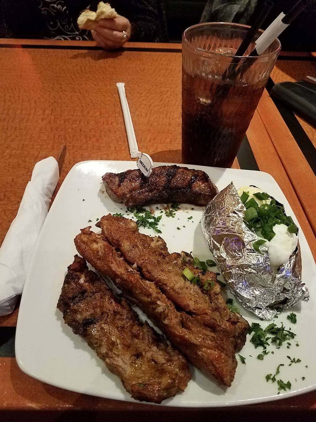 Sizzler | restaurant | 3805 Plaza Dr, Oceanside, CA 92056, USA | 7607262000 OR +1 760-726-2000