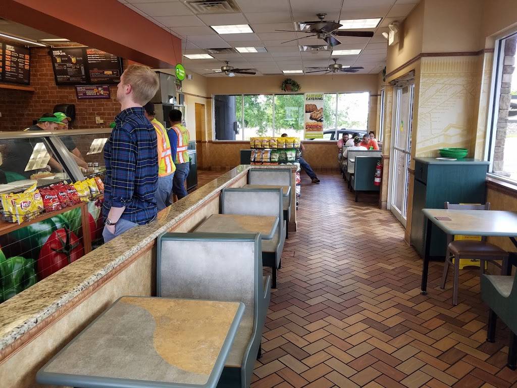 Subway | meal takeaway | 10924 E Colonial Dr, Orlando, FL 32817, USA | 4072817540 OR +1 407-281-7540