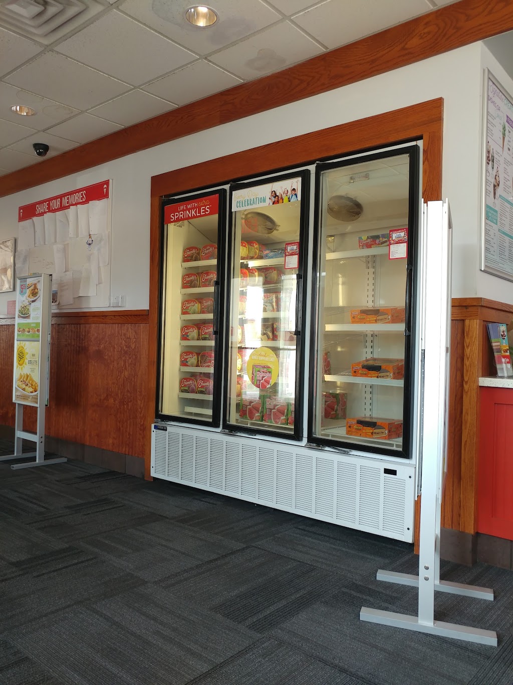 Friendlys | restaurant | 3540 McKinley Pkwy, Blasdell, NY 14219, USA | 7163326041 OR +1 716-332-6041