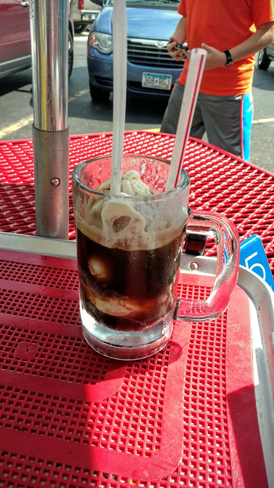 Lakeview Drive Inn | restaurant | 610 E Sarnia St, Winona, MN 55987, USA | 5074543723 OR +1 507-454-3723