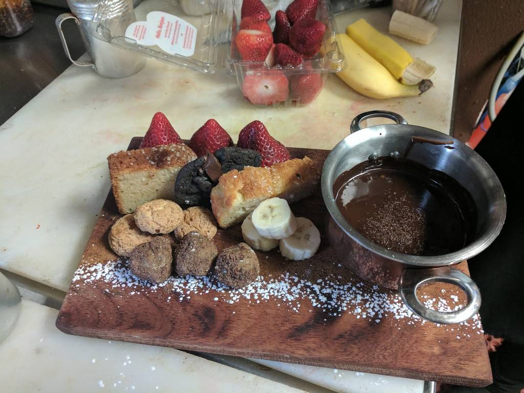 George White | restaurant | 33 Berry Hill Rd, Syosset, NY 11791, USA | 5163642144 OR +1 516-364-2144