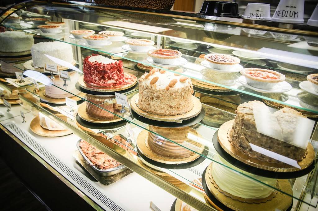 Chez Soul | restaurant | 711 Madison St, Fairfield, CA 94533, USA | 7074273338 OR +1 707-427-3338