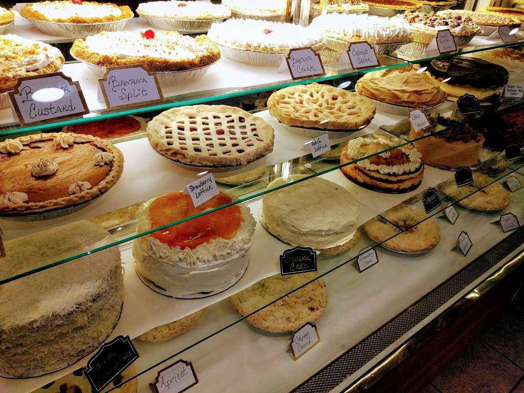 Leibys Ice Cream House & Restaurant | restaurant | 848 W Penn Pike, Tamaqua, PA 18252, USA | 5702257117 OR +1 570-225-7117