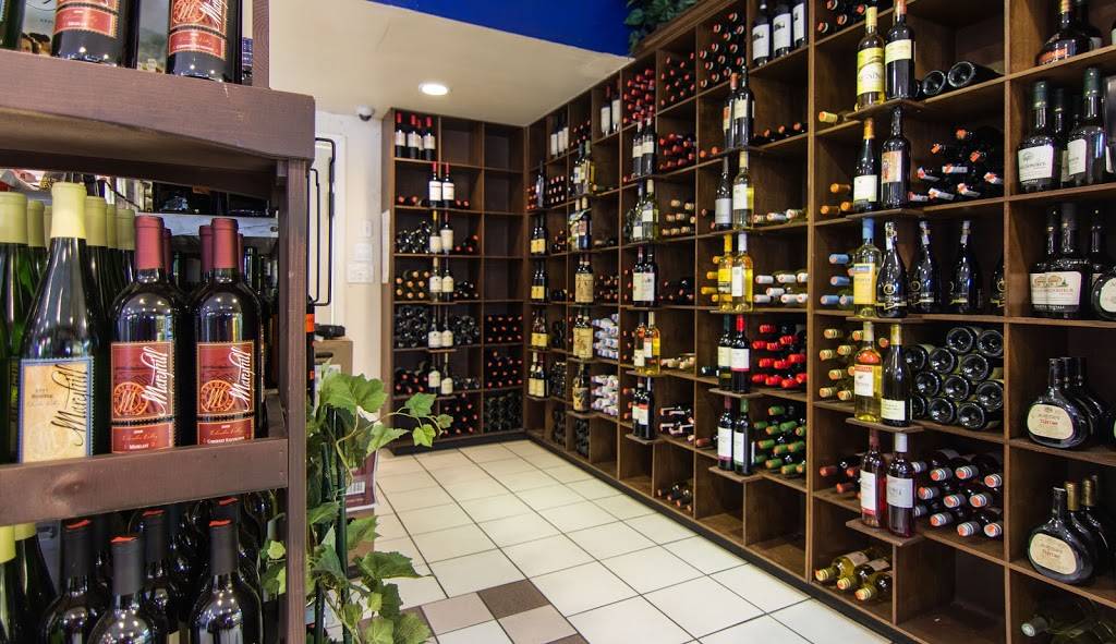 Pasadena Produce & Deli | restaurant | 6801 Gulfport Blvd S # 1, South Pasadena, FL 33707, USA | 7273840750 OR +1 727-384-0750