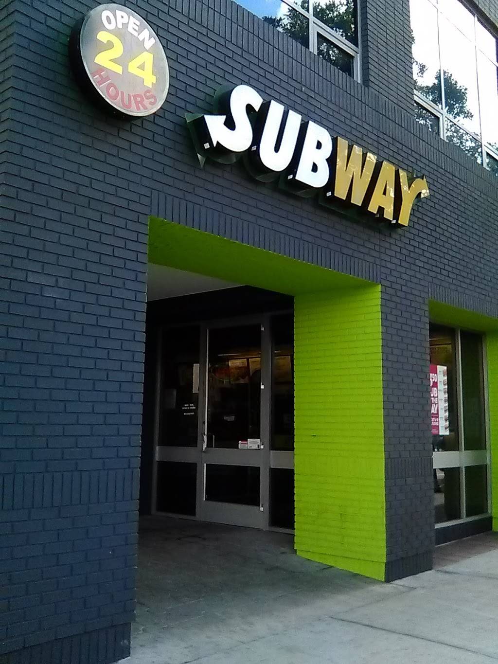 Subway | restaurant | 100 W Broadway #170, Long Beach, CA 90802, USA | 5624369977 OR +1 562-436-9977