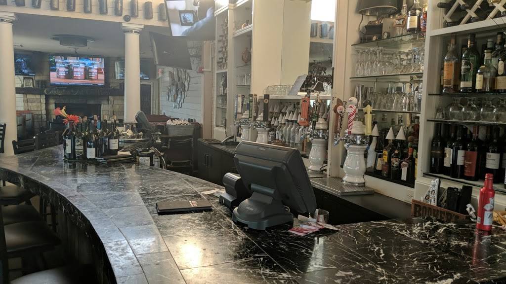 Hanks Tavern | restaurant | 2536 Henry St, Muskegon, MI 49441, USA | 2317606440 OR +1 231-760-6440