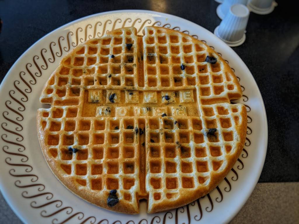 Waffle House | meal takeaway | 1225 Hamilton Lebanon Rd, Monroe, OH 45050, USA | 5135398372 OR +1 513-539-8372