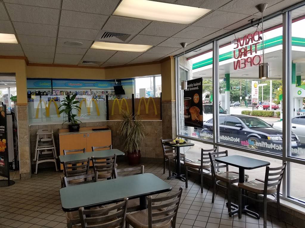 McDonalds | cafe | 1831 W Devon Ave, Chicago, IL 60660, USA | 7733812252 OR +1 773-381-2252