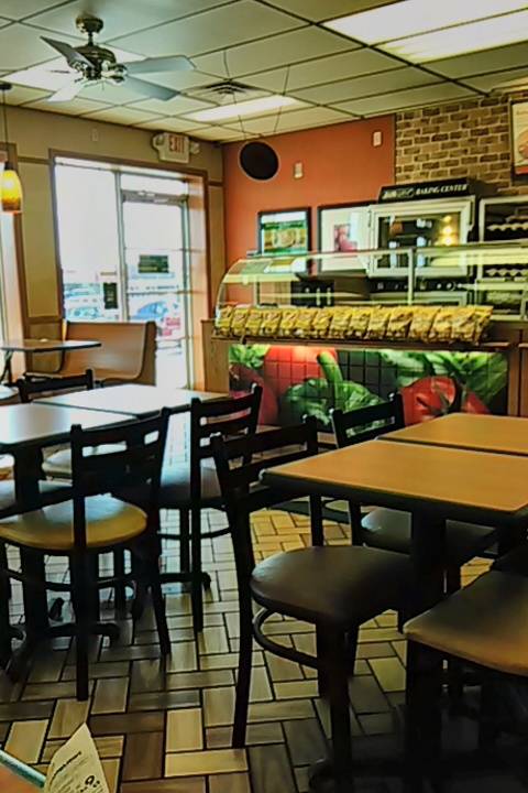 Subway | restaurant | 5052 Youngstown-Poland Rd, Poland, OH 44514, USA | 3307501812 OR +1 330-750-1812
