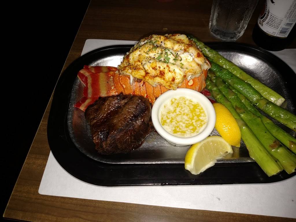 Cattlemens Steak House | restaurant | 2458 N Main St, Fort Worth, TX 76164, USA | 8176243945 OR +1 817-624-3945