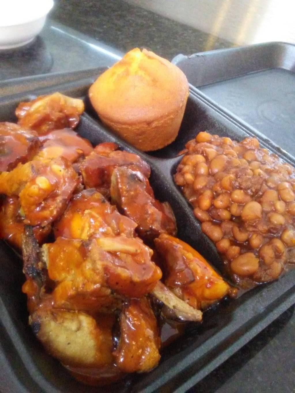 This Is It! BBQ & Seafood | restaurant | 6560 GA-85, Riverdale, GA 30274, USA | 6788179299 OR +1 678-817-9299