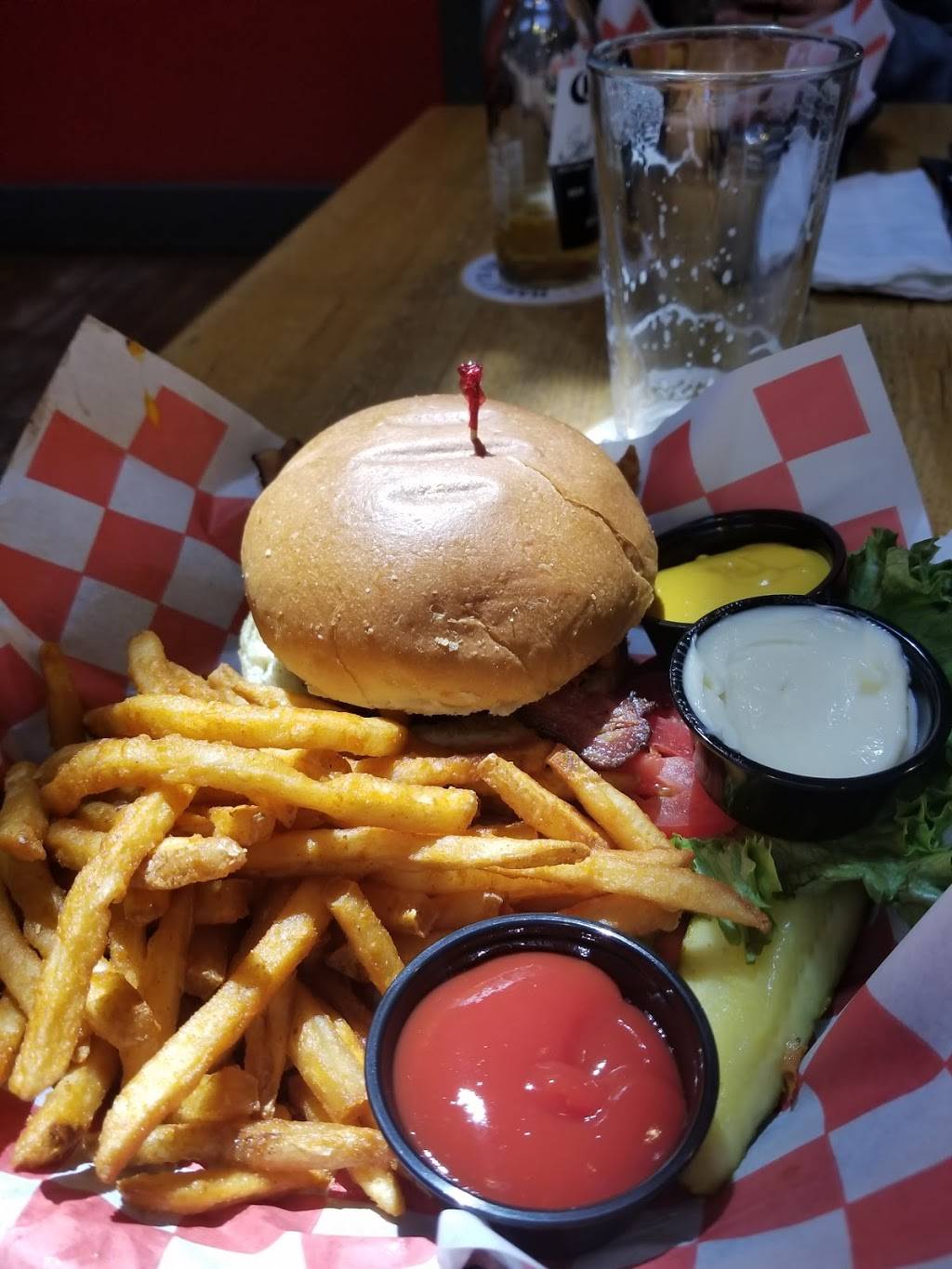 Marietta Brewing Company | restaurant | 167 Front St, Marietta, OH 45750, USA | 7403732739 OR +1 740-373-2739