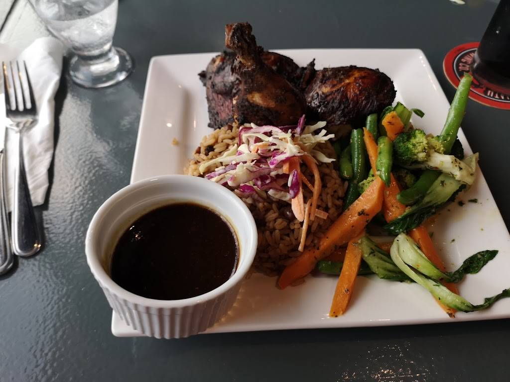 Tonys Skinny Chef Bistro | restaurant | 6435 Dixie Rd Unit 1, Mississauga, ON L6T 1X4, Canada | 9055648955 OR +1 905-564-8955