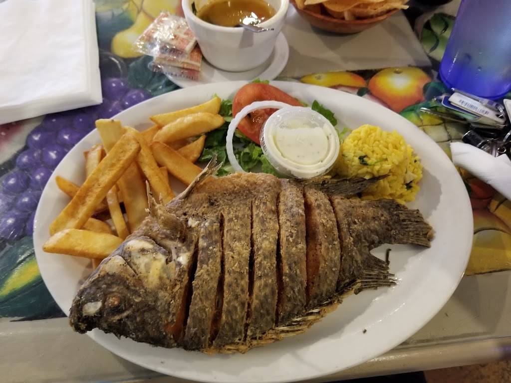 Camaron Pelado Seafood Grill | restaurant | 2918 W Commerce St, San Antonio, TX 78207, USA | 2104346700 OR +1 210-434-6700