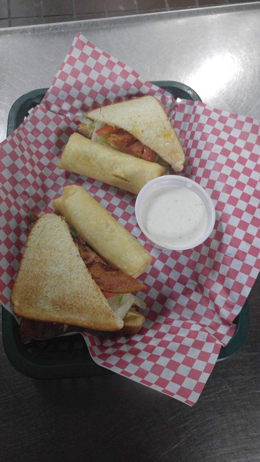 Jays sports grill | restaurant | 704 W Fort Williams St, Sylacauga, AL 35150, USA | 2562070700 OR +1 256-207-0700