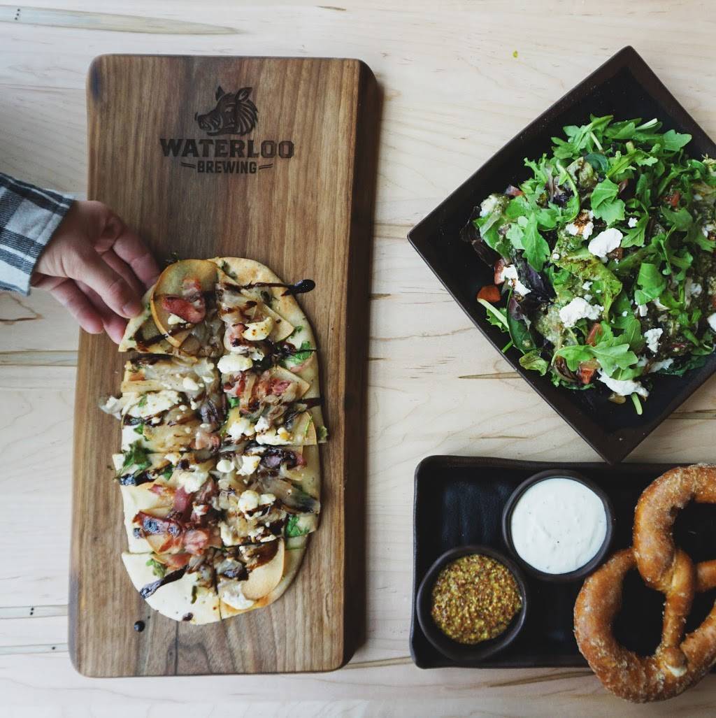 Waterloo Brewing Taphouse | restaurant | 400 Bingemans Centre Dr, Kitchener, ON N2B 3X9, Canada | 5197070660 OR +1 519-707-0660