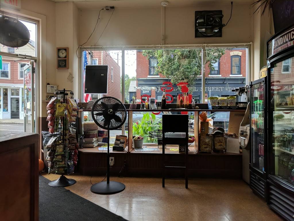 Executive Corner Deli & Catering | meal delivery | 229 Mill St, Greenwich, CT 06830, USA | 2035318087 OR +1 203-531-8087