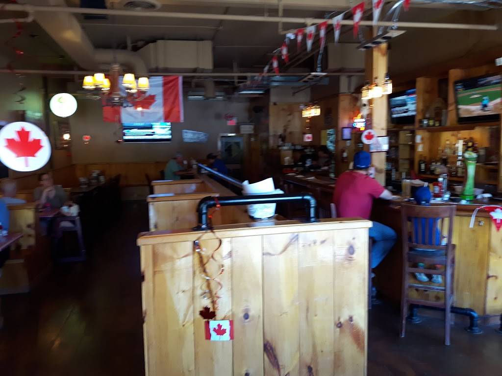 Wild Wing | restaurant | 20865 Dalton Rd, Sutton, ON L0E 1R0, Canada | 9057228100 OR +1 905-722-8100