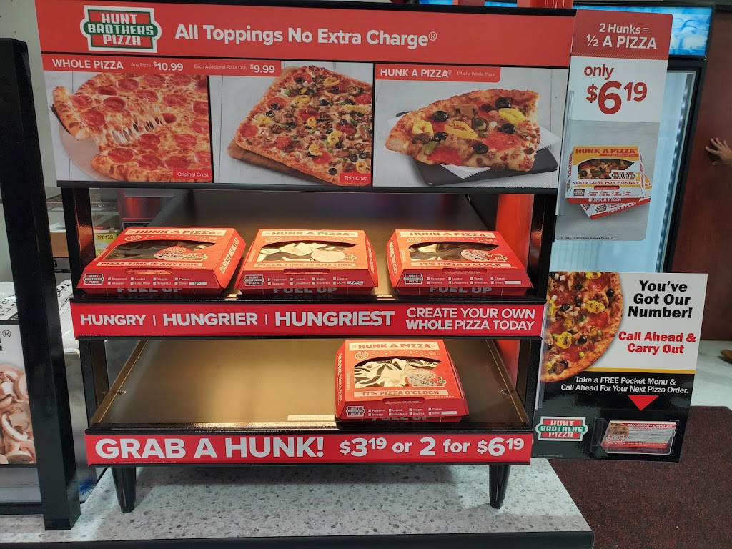 Hunt Brothers Pizza | restaurant | 7011 N Service Rd, Big Spring, TX 79720, USA | 4323935837 OR +1 432-393-5837
