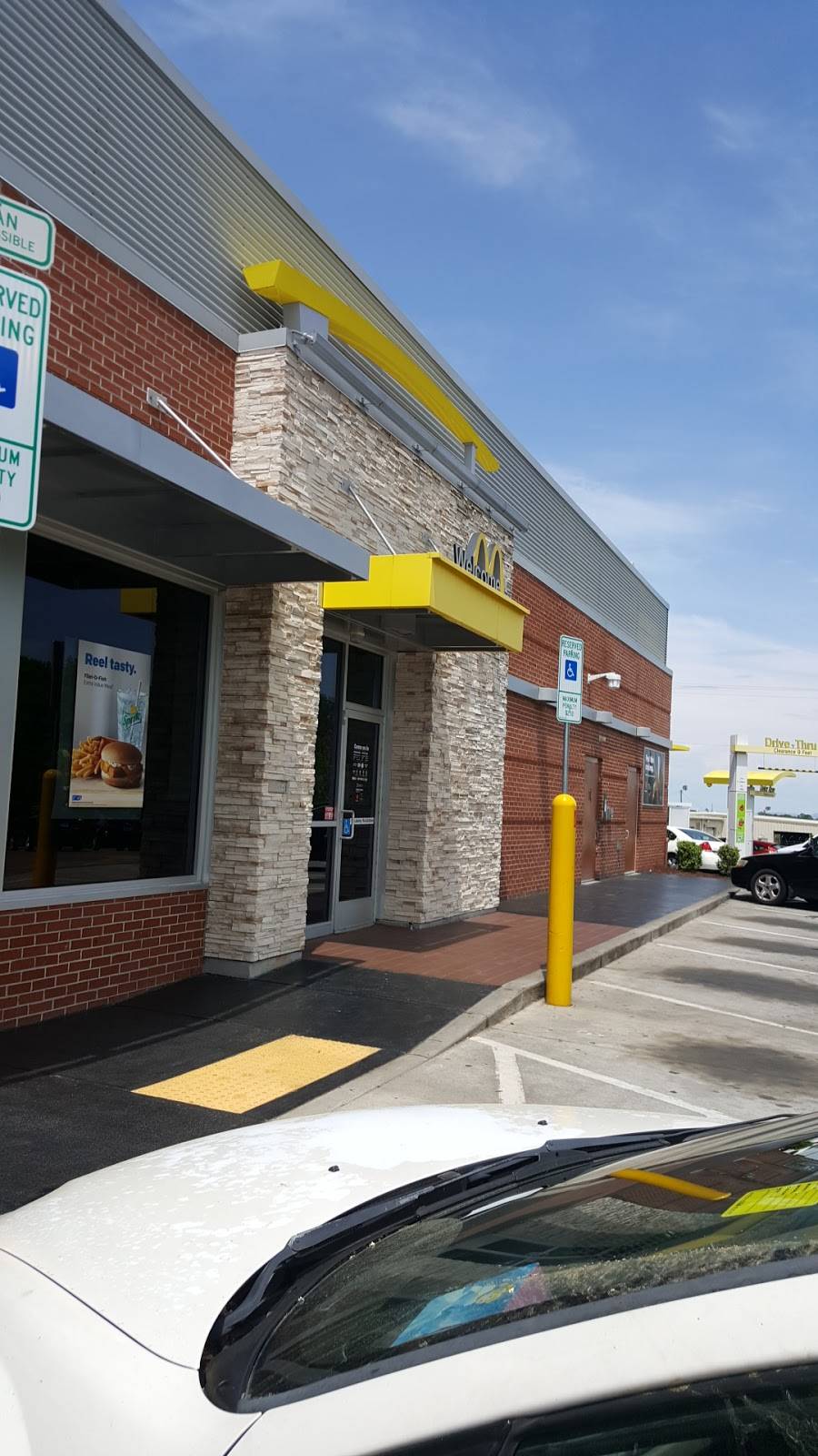 McDonalds | cafe | 195 Akron Dr, Winston-Salem, NC 27105, USA | 3367222761 OR +1 336-722-2761