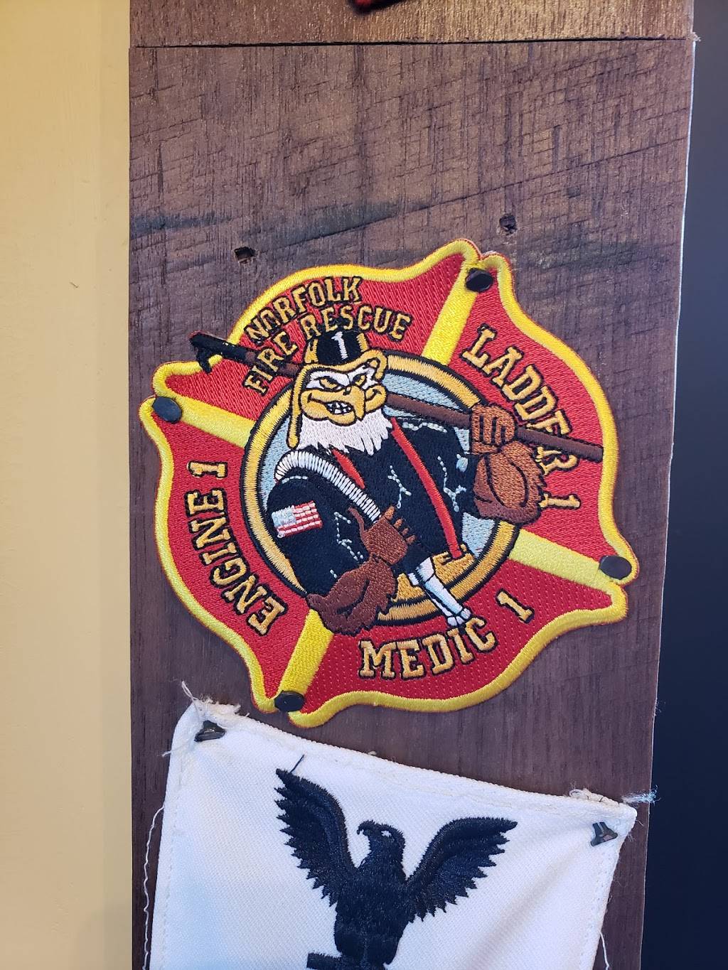 Mission bbq | restaurant | 1511 Premium Outlet Boulevard, Norfolk, VA 23502, USA | 8188534200 OR +1 818-853-4200