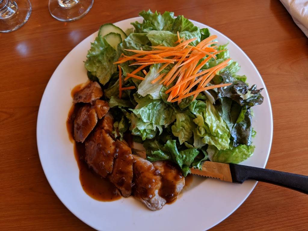 Saint-Eloi Café Bistro | restaurant | 100 Rue Atawe, Gatineau, QC J8Y 6V8, Canada | 8195953222 OR +1 819-595-3222