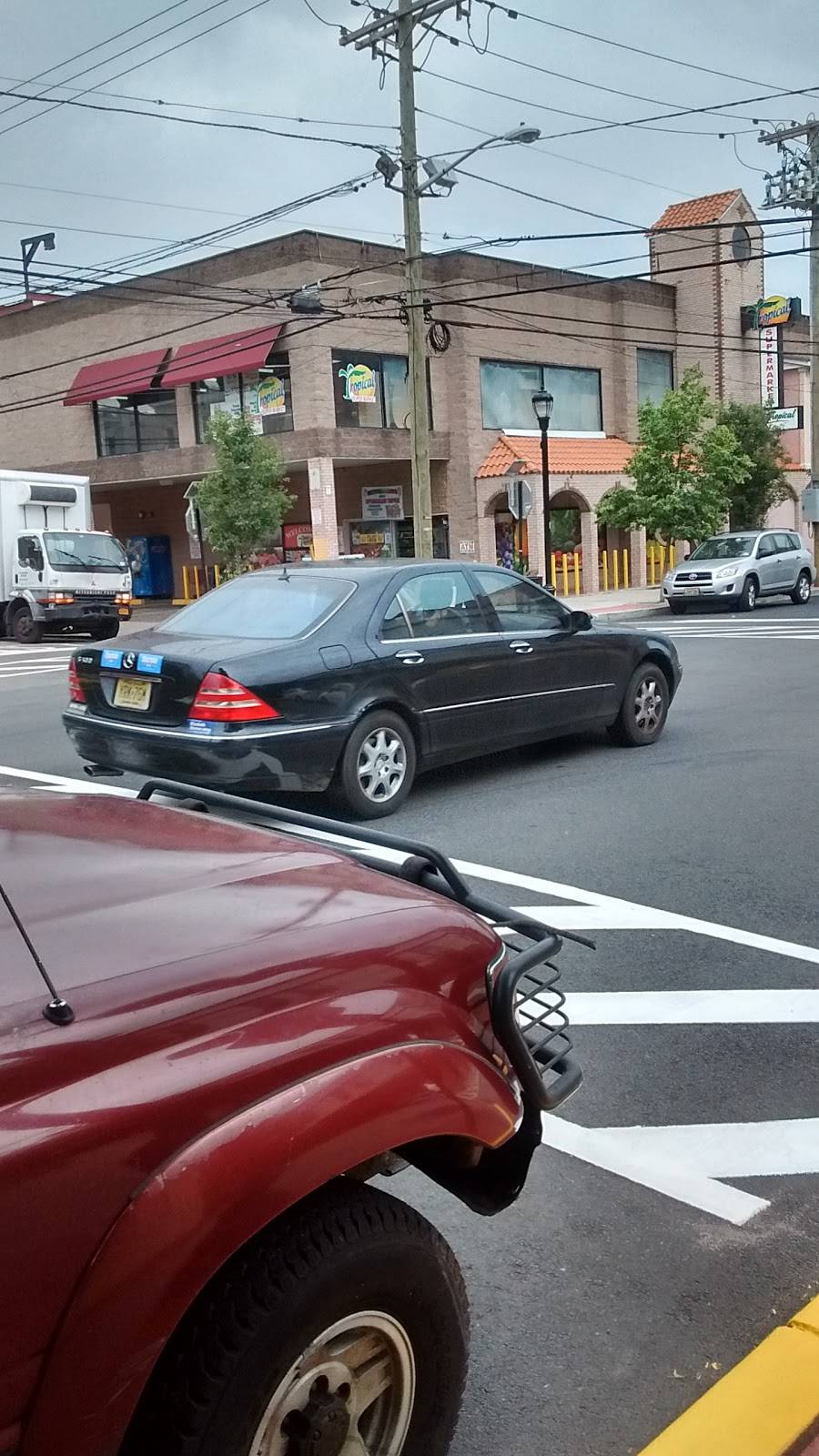 Chun Wai Restaurant | restaurant | 1317 New York Ave, Union City, NJ 07087, USA | 2012231722 OR +1 201-223-1722