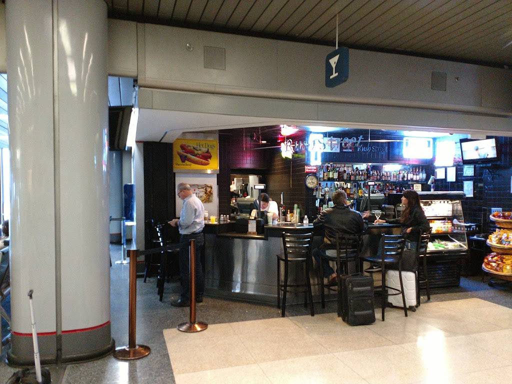 Rush Street | restaurant | Chicago OHare International Airport, Terminal 3, Gate H14, 10000 Bessie Coleman Dr, Chicago, IL 60666, USA | 7736866180 OR +1 773-686-6180