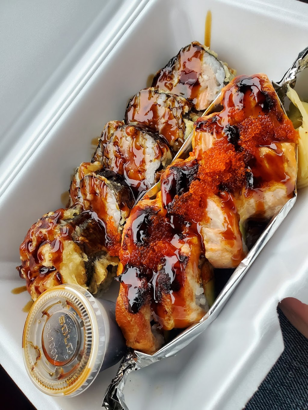 HIRO SUSHI | restaurant | 3613 Aviation Way #100, Medford, OR 97504, USA | 5417720602 OR +1 541-772-0602