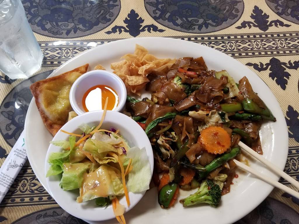 Finest Thai | restaurant | 354 Broadway, El Cajon, CA 92021, USA | 6195882271 OR +1 619-588-2271