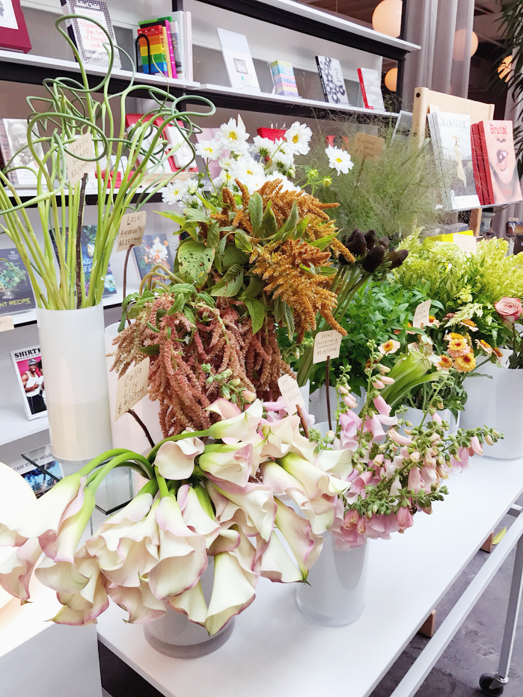 Brewery Bhavana | restaurant | 218 S Blount St, Raleigh, NC 27601, USA | 9198299998 OR +1 919-829-9998