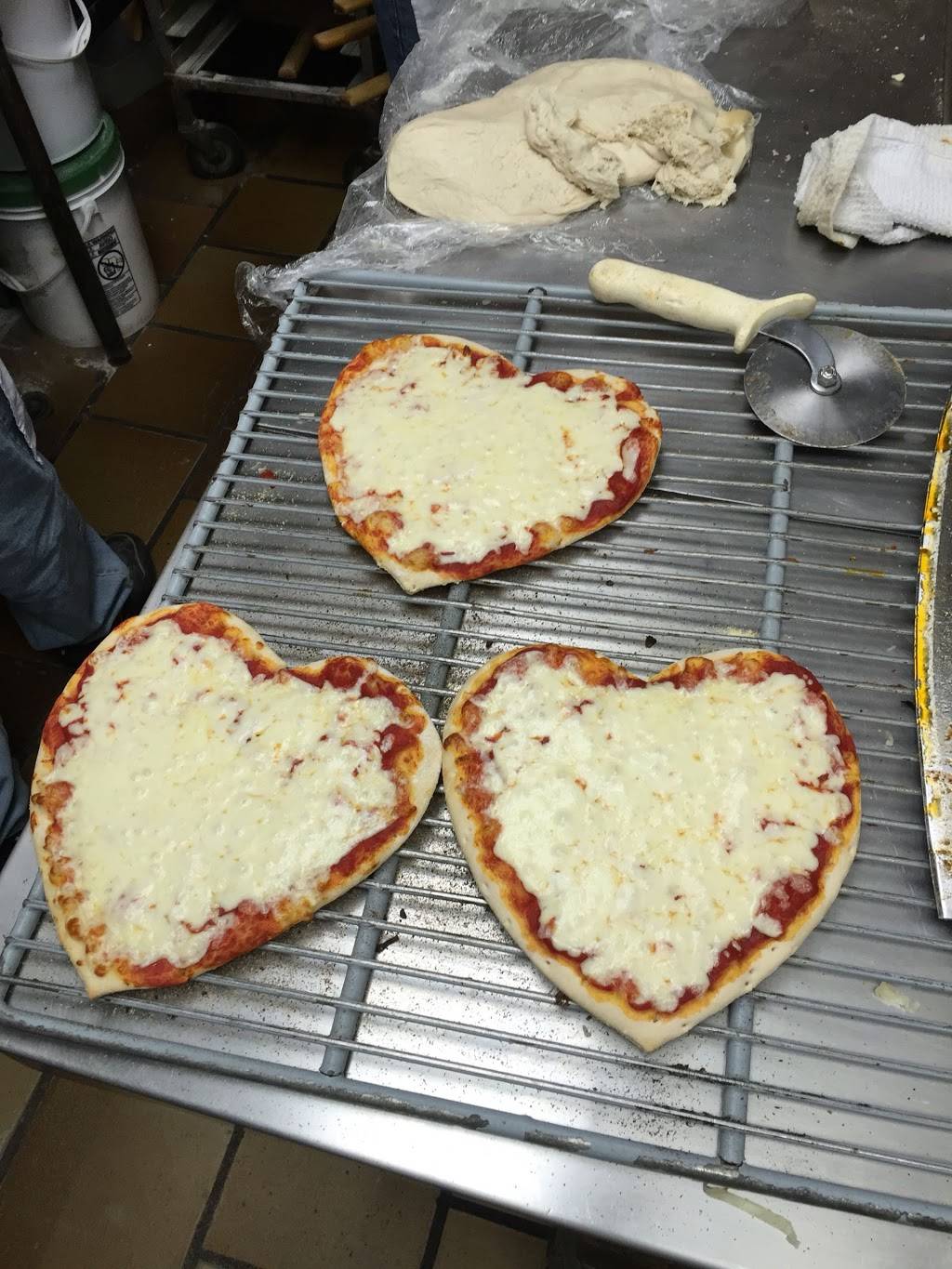 Buffos | restaurant | 431 Sheridan Rd, Highwood, IL 60040, USA | 8474320301 OR +1 847-432-0301