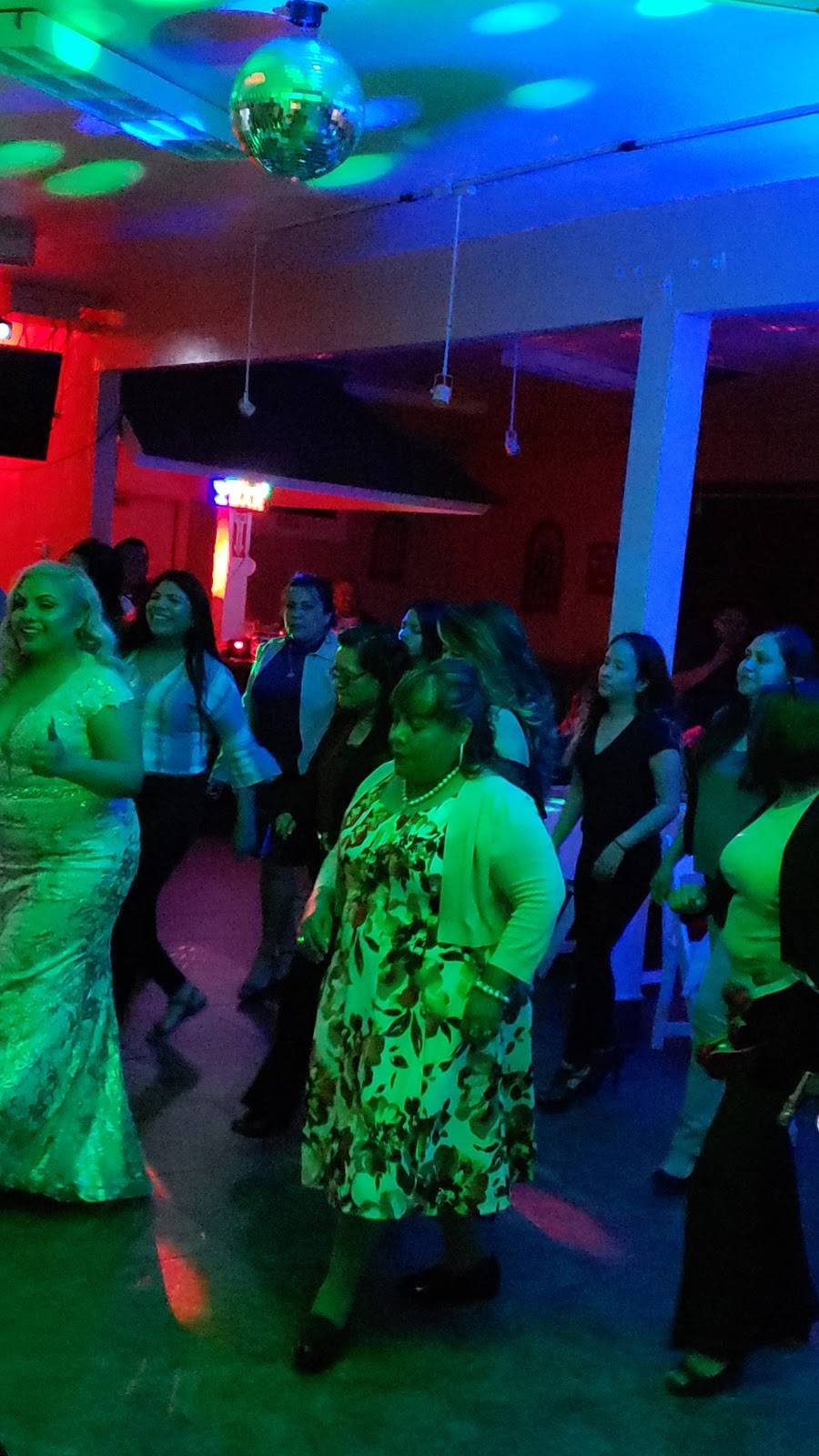 Angelicas Restaurant | restaurant | 518 W Arbor Vitae St, Inglewood, CA 90301, USA | 3104121839 OR +1 310-412-1839