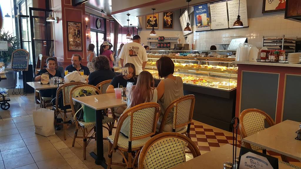 Champagne French Bakery | cafe | 3333 Bear St #151, Costa Mesa, CA 92626, USA | 7144291502 OR +1 714-429-1502