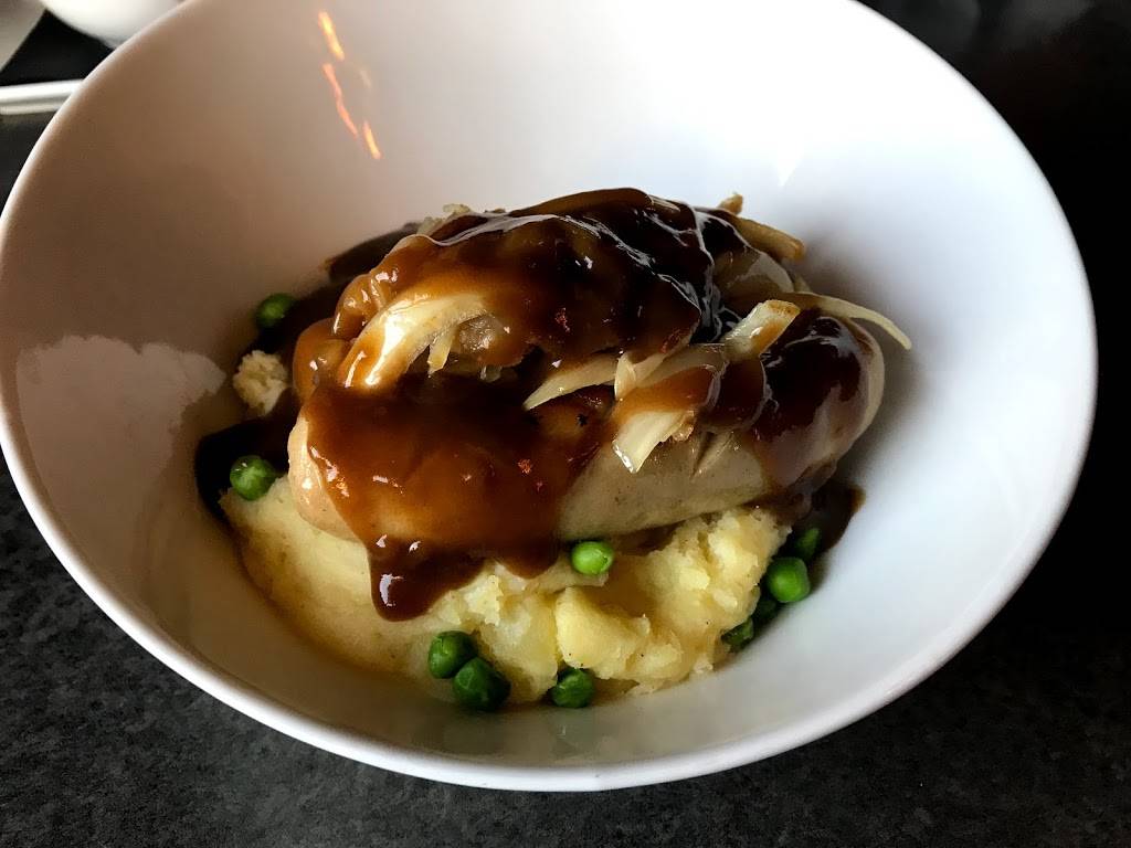 The Pub On King | restaurant | 77 King St N, Waterloo, ON N2J 2X3, Canada | 5192085544 OR +1 519-208-5544