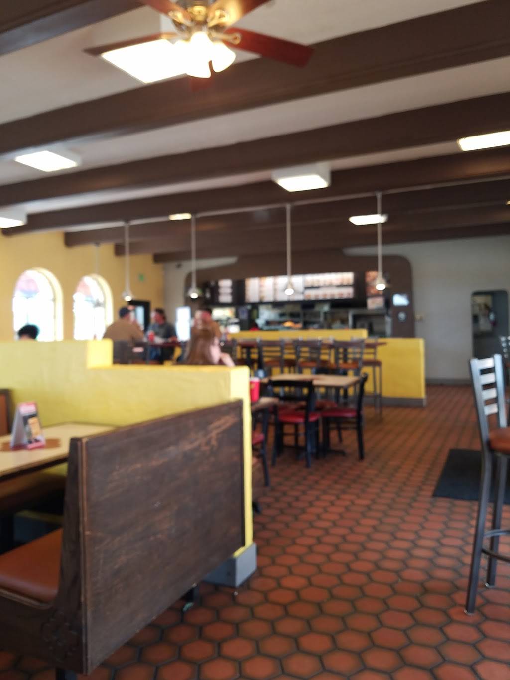 Taco Bueno | restaurant | 205 Airport Fwy, Euless, TX 76040, USA | 8172835414 OR +1 817-283-5414