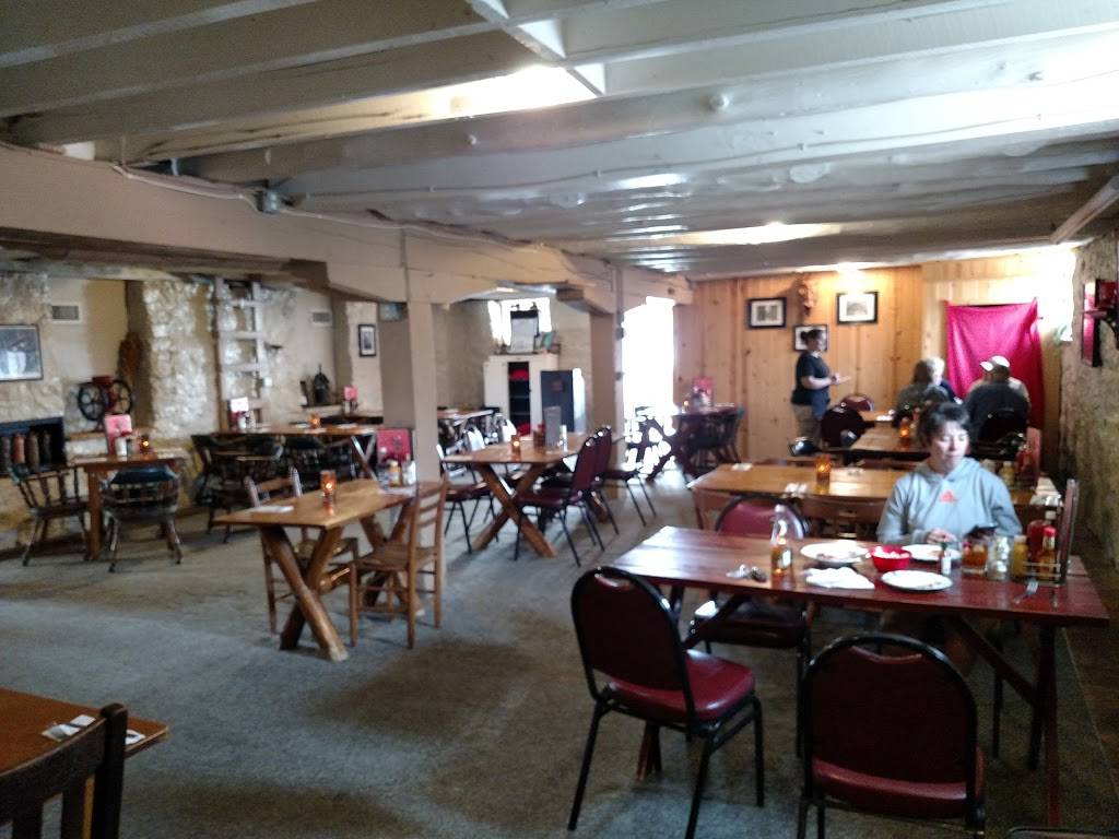 Barn Restaurant & Bar | restaurant | S5566 County Rd DL, Baraboo, WI 53913, USA | 6083562161 OR +1 608-356-2161