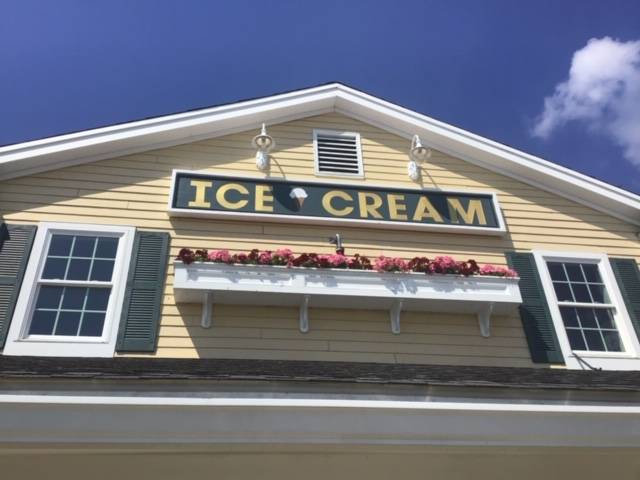 Miller Farm Ice Cream & Garden Center | restaurant | 277 Main St, Northborough, MA 01532, USA | 5086183141 OR +1 508-618-3141