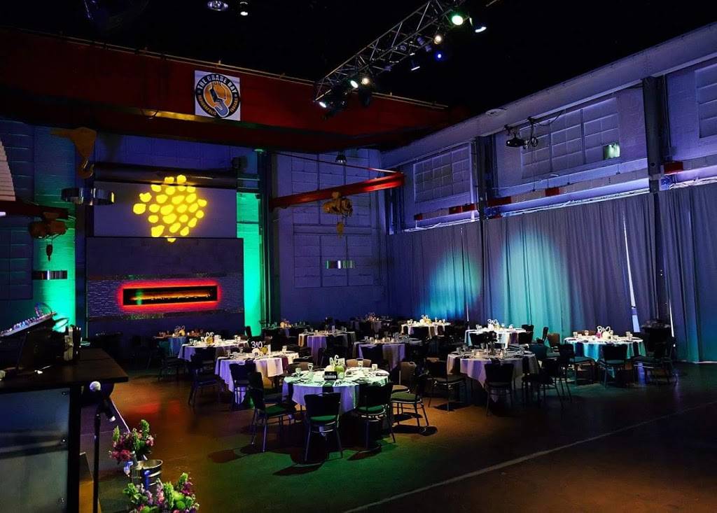 The Crane Bay | restaurant | 551 W Merrill St, Indianapolis, IN 46225, USA | 3174232999 OR +1 317-423-2999