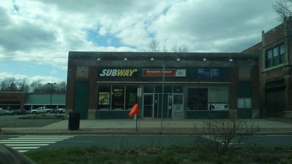 Subway | restaurant | 296 Broad St, Windsor, CT 06095, USA | 8606886881 OR +1 860-688-6881