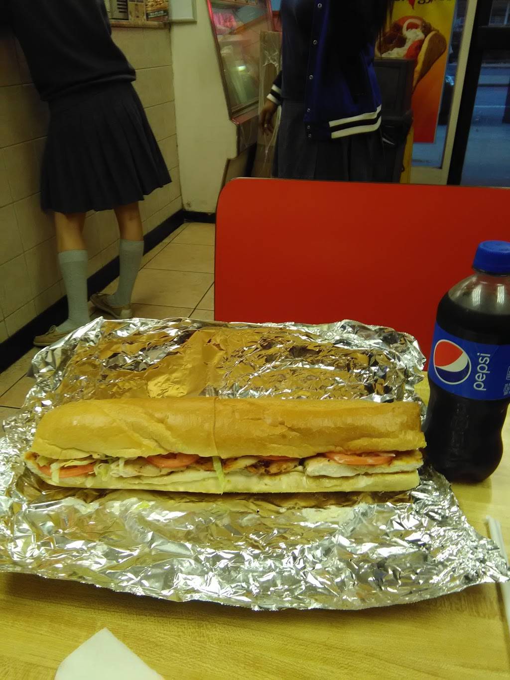 Alfonsos Pizza | restaurant | 79 Riverdale Ave, Yonkers, NY 10701, USA | 9144234706 OR +1 914-423-4706