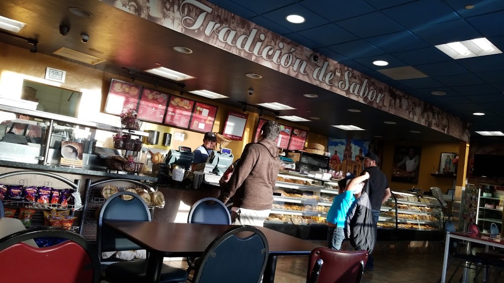 La Plaza Bakery | bakery | 20 N Sanborn Rd, Salinas, CA 93905, USA | 8314220578 OR +1 831-422-0578