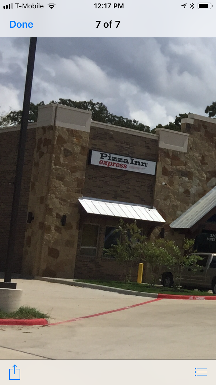 Pizza Inn | restaurant | 3201 Holleman Dr S, College Station, TX 77845, USA | 9792180761 OR +1 979-218-0761