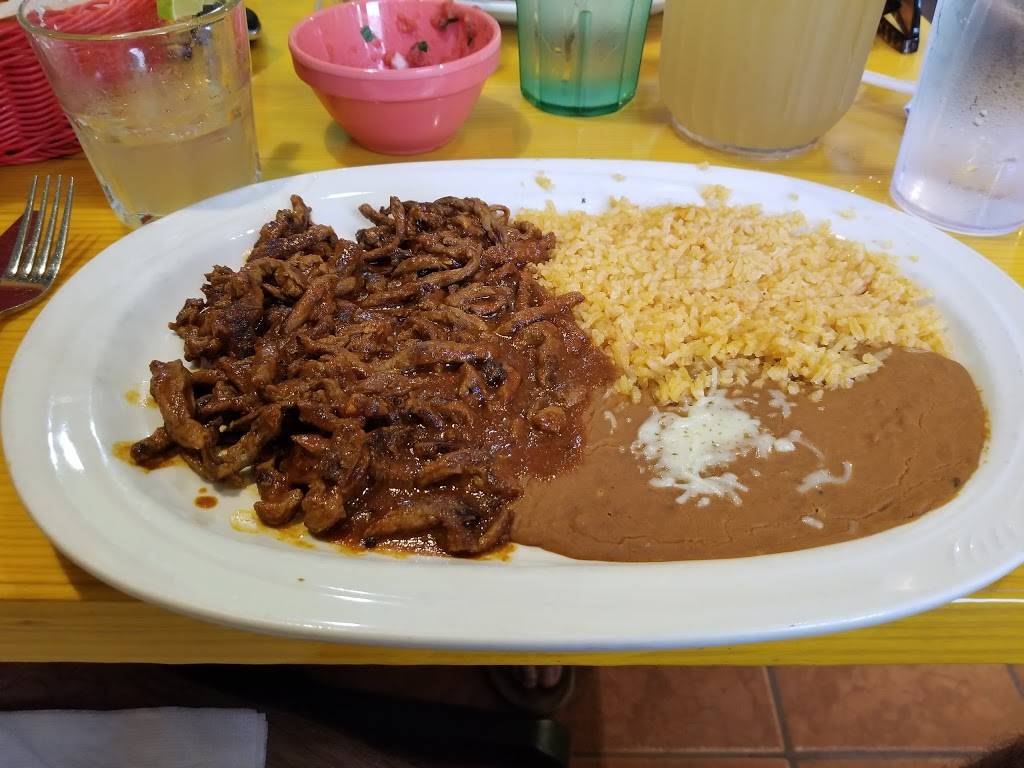 El Vaquero | restaurant | 200 Holiday Dr, Mattoon, IL 61938, USA | 2172347290 OR +1 217-234-7290