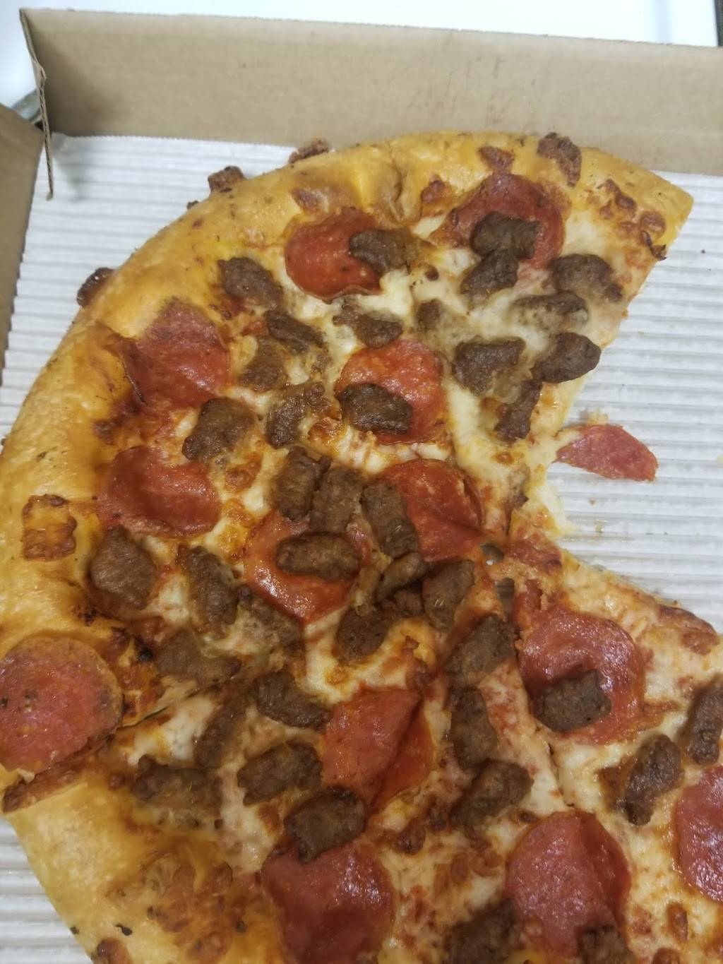 Pizza Hut | restaurant | 5975 S Cooper St #119, Arlington, TX 76017, USA | 8174653100 OR +1 817-465-3100