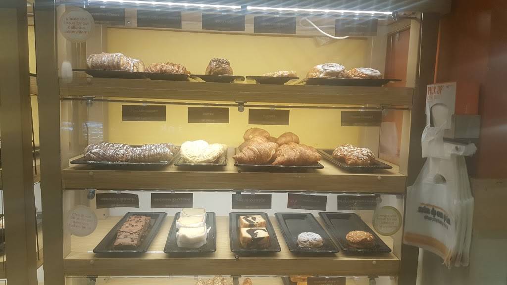 Au Bon Pain | restaurant | 1 Saarinen Circle, Sterling, VA 20166, USA | 7039960160 OR +1 703-996-0160