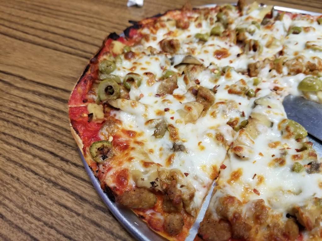 Pizza Shack | restaurant | 527 W Main St, Butler, IN 46721, USA | 2608680018 OR +1 260-868-0018