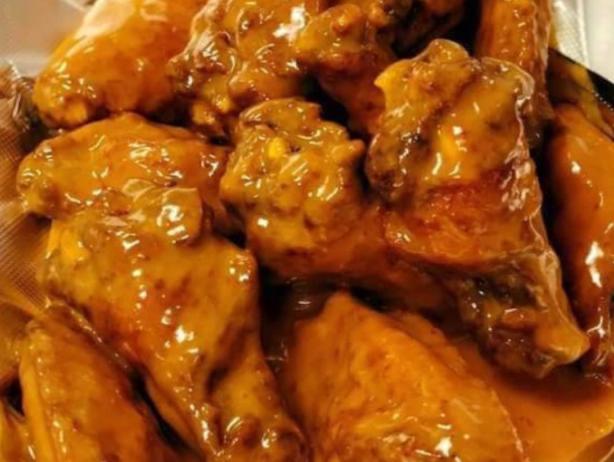 Fire Wings | restaurant | 4254 Lewis Ave, Toledo, OH 43612, USA | 4197255222 OR +1 419-725-5222